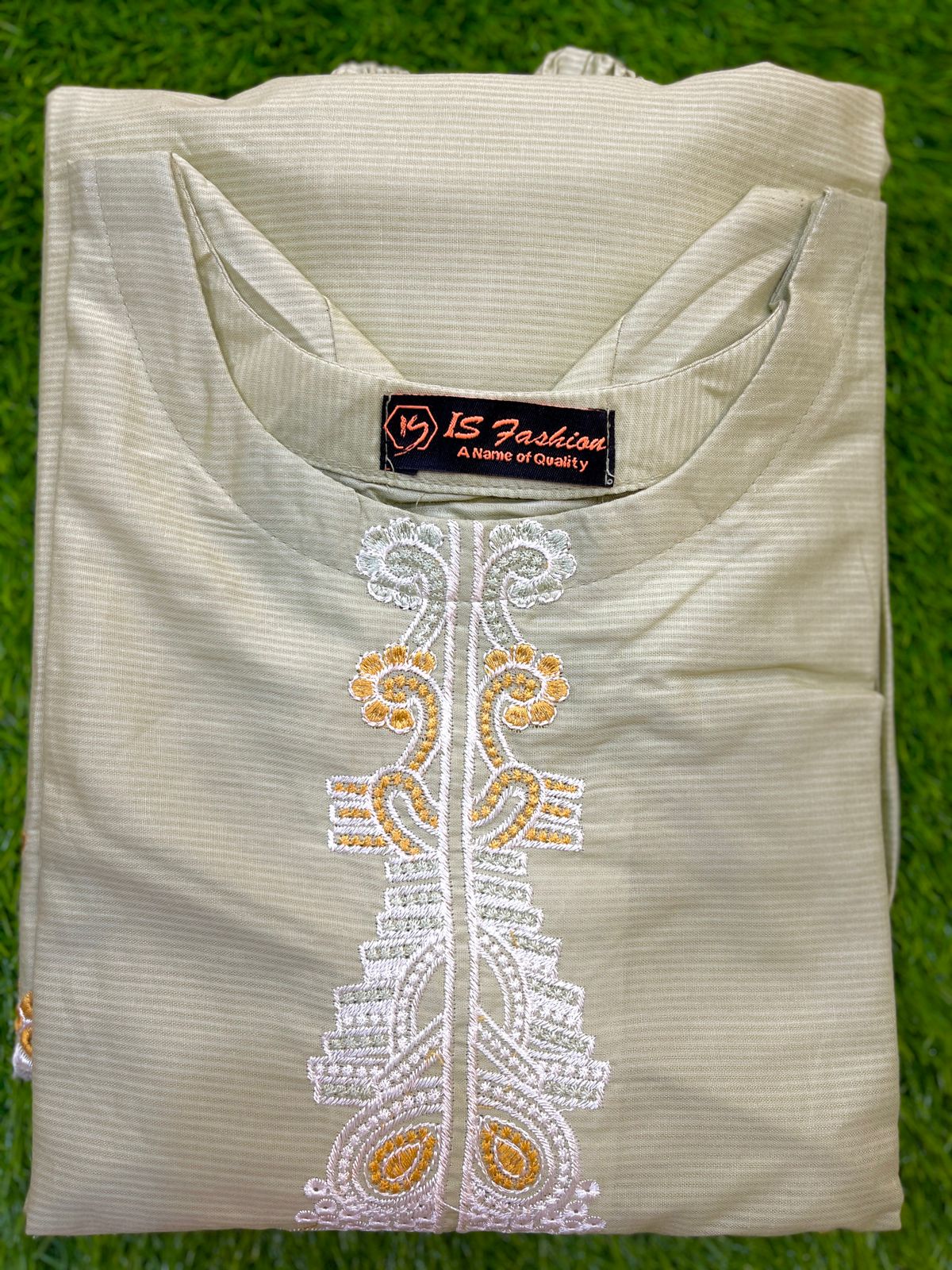 Lawn Embroidered Two Piece Kurti GL7004