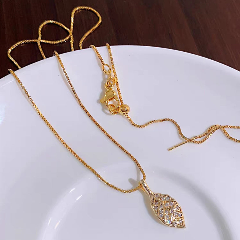 14K Gold Plated Leaf Shape Necklace Fashion Gift for Women