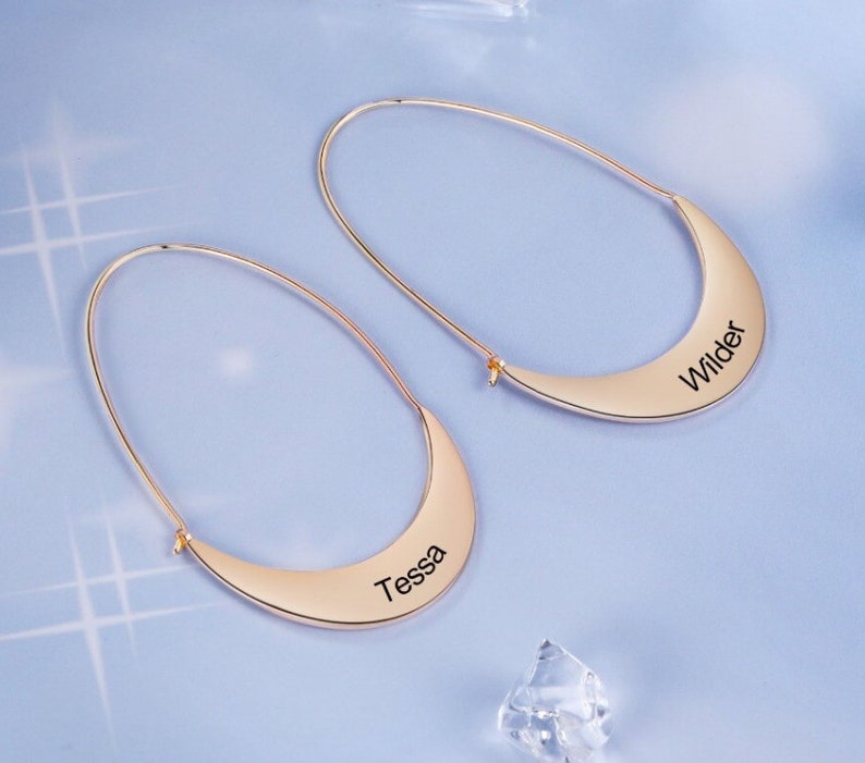 Hoop Earrings for Women Geometric Style Customized Moon Shape