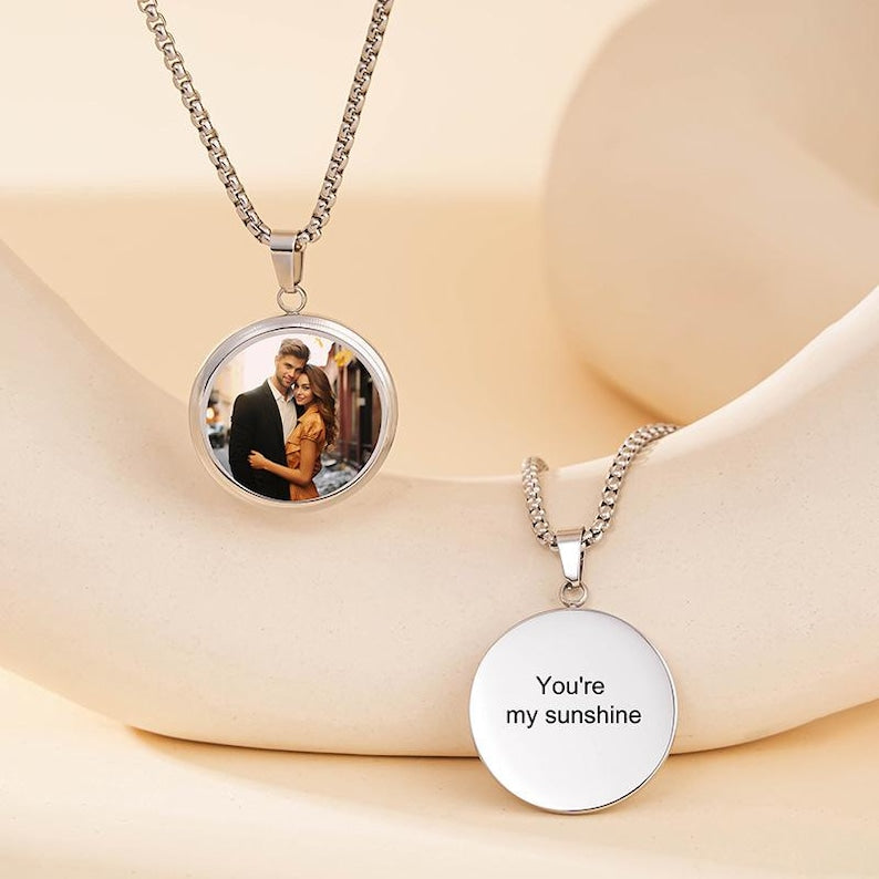Heat-Activated Photo Necklace, Hidden Your Photo