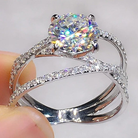 Luxury Moissanite Silver Engagement Ring