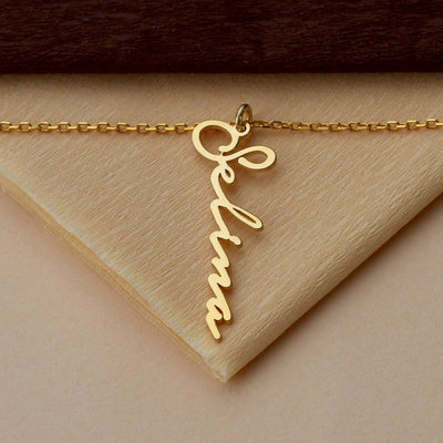 SIGNATURE STYLE NAME NECKLACE