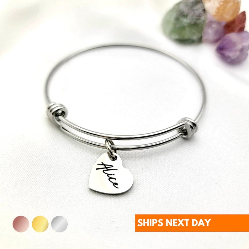 Engraved Bracelet for Mom Personalized Heart Charm Bracelet